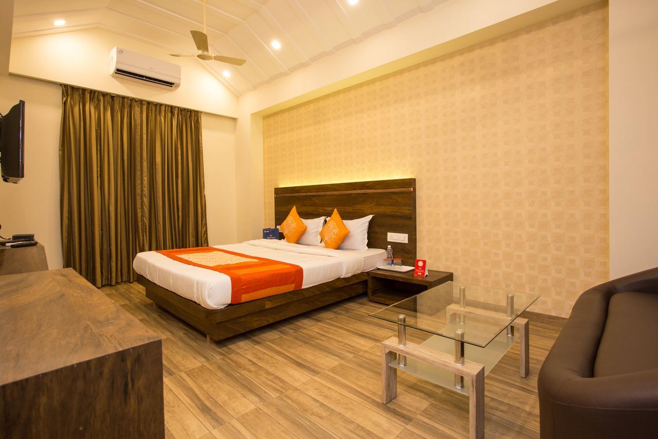 Oyo 7156 Hill View Residency Hotel Navi Mumbai Kültér fotó